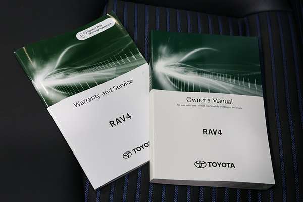 2024 Toyota RAV4 XSE AXAH52R