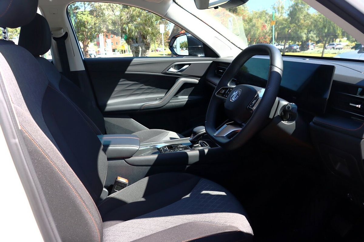 2024 MG HS Vibe AS33