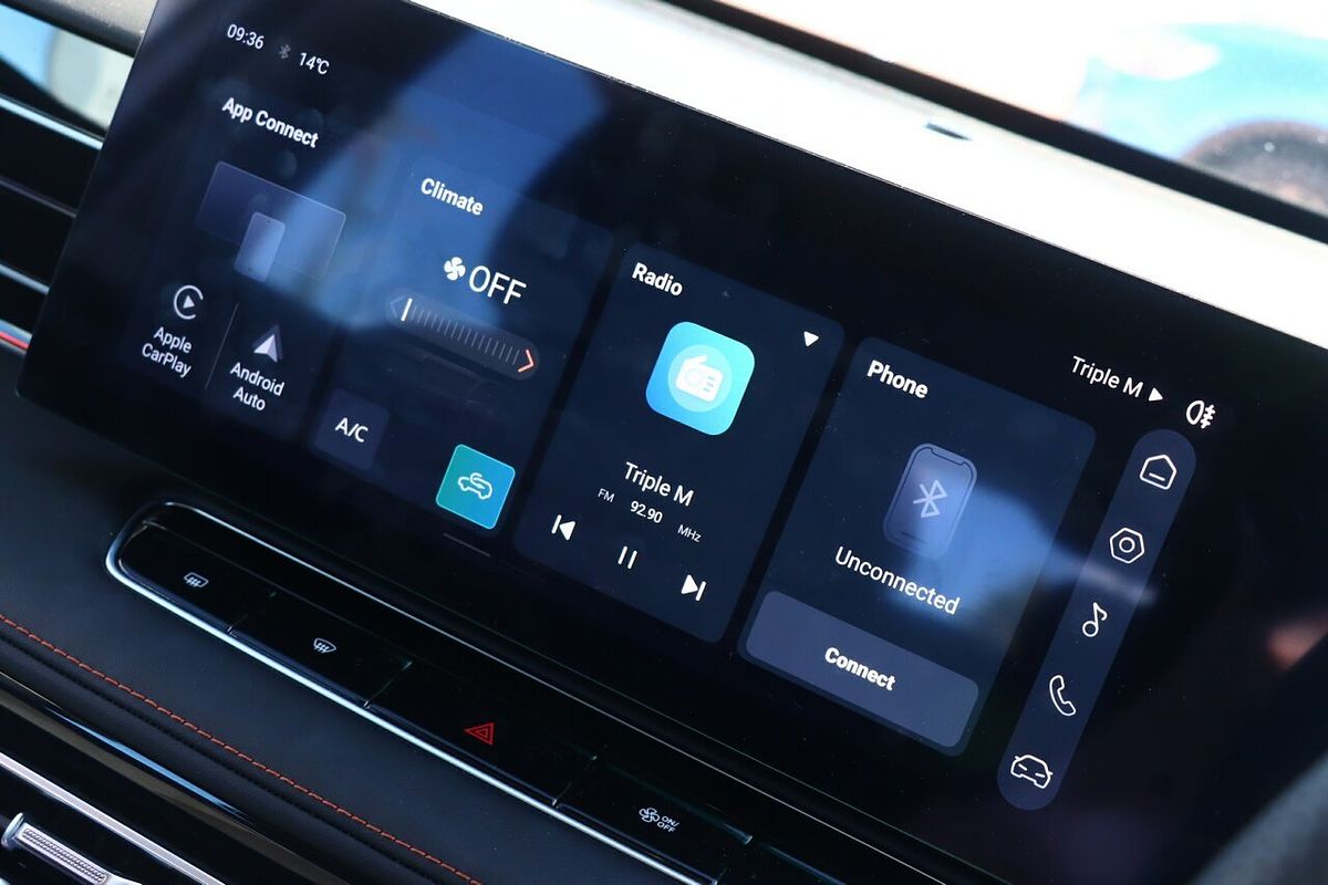 2024 MG HS Vibe AS33