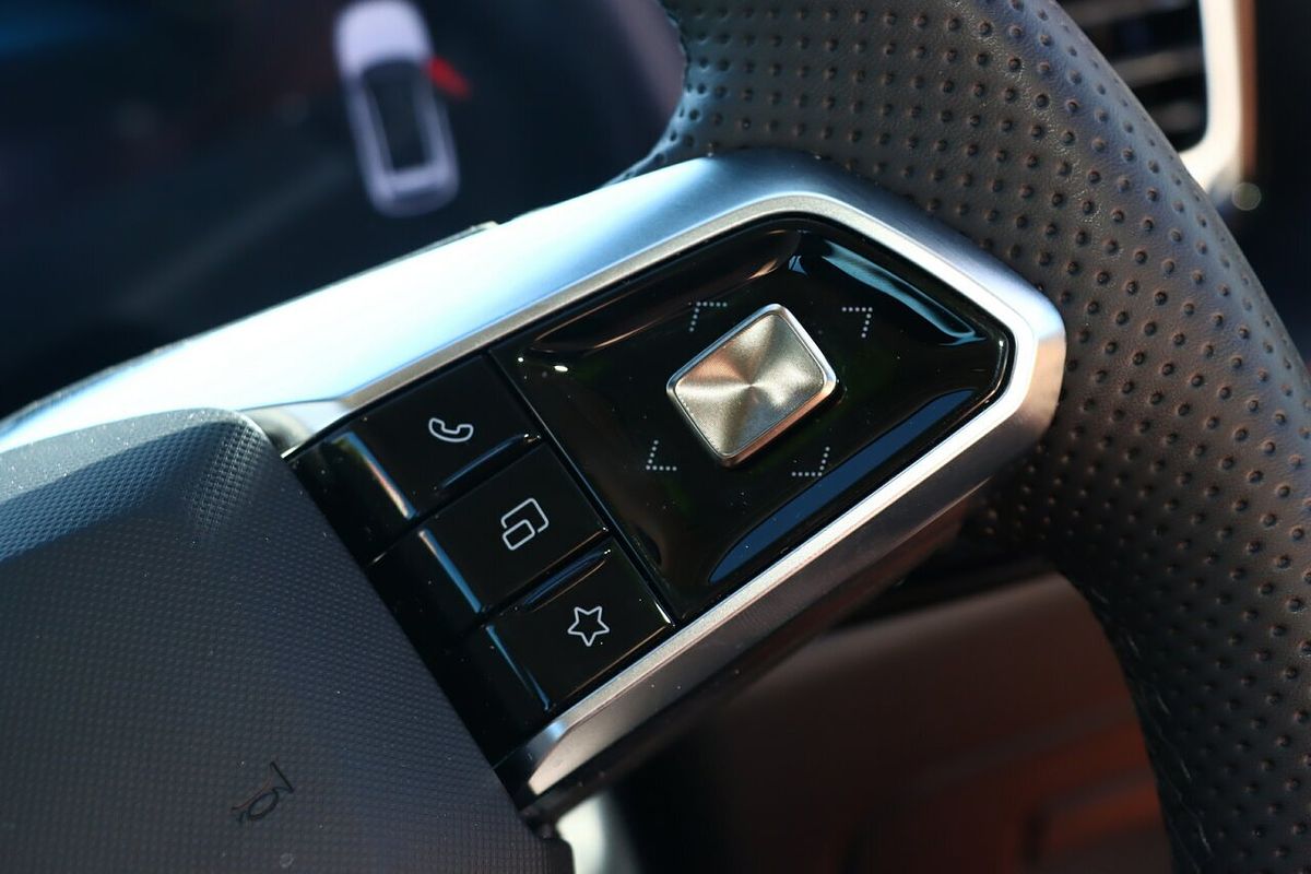 2024 MG HS Vibe AS33