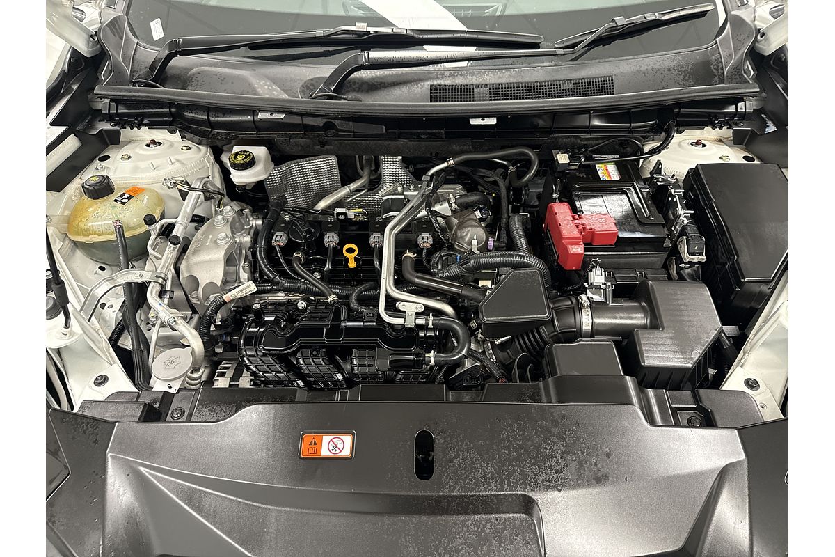 2024 Mitsubishi Outlander ES ZM