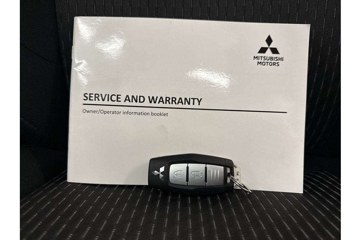 2024 Mitsubishi Outlander ES ZM