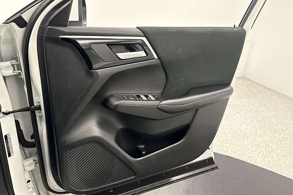 2024 Mitsubishi Outlander ES ZM