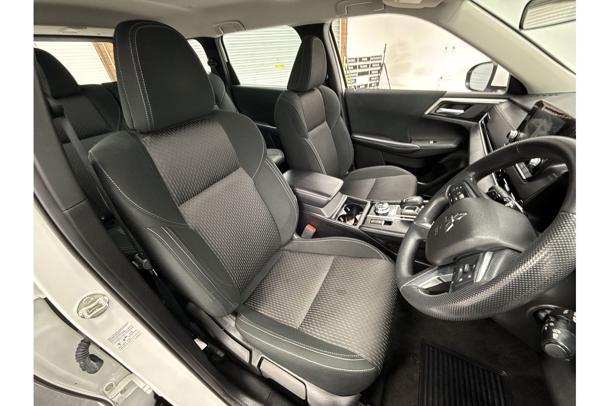 2024 Mitsubishi Outlander ES ZM