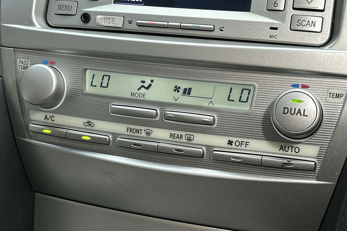 2011 Toyota Aurion Touring GSV40R