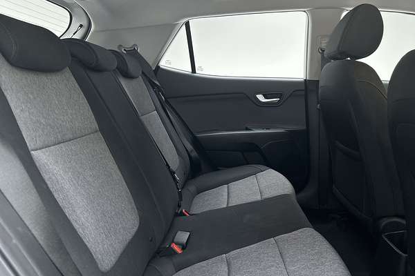 2024 Kia Stonic S YB