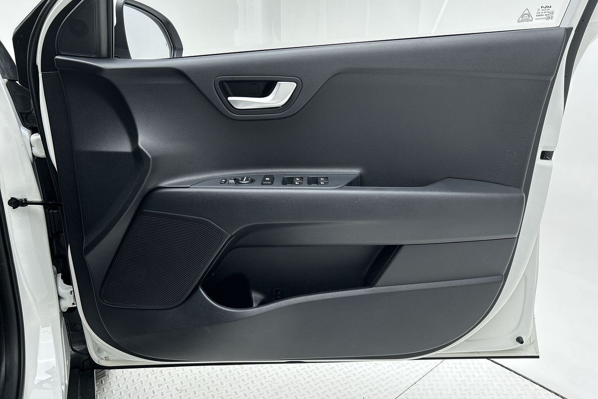 2024 Kia Stonic S YB