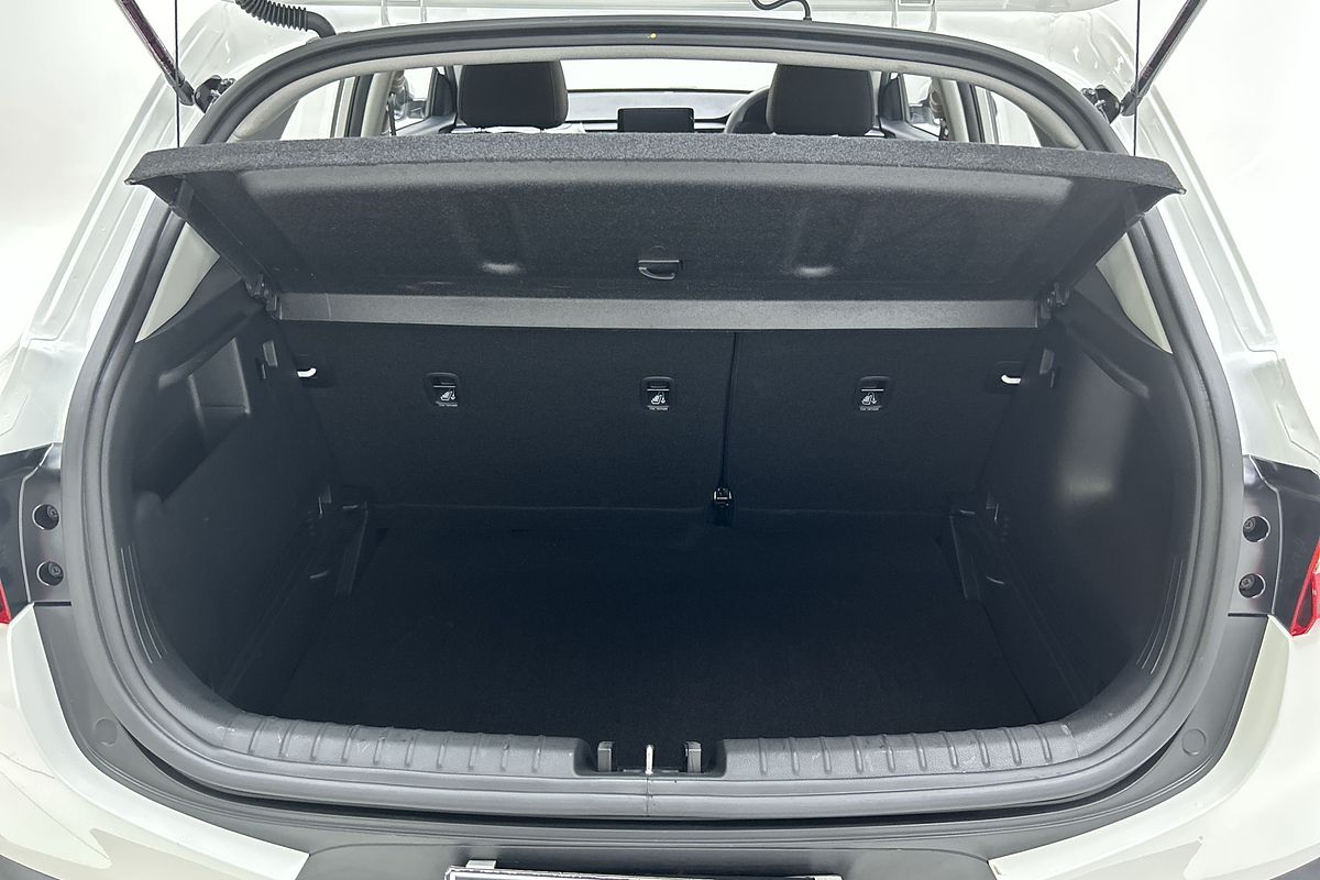 2024 Kia Stonic S YB