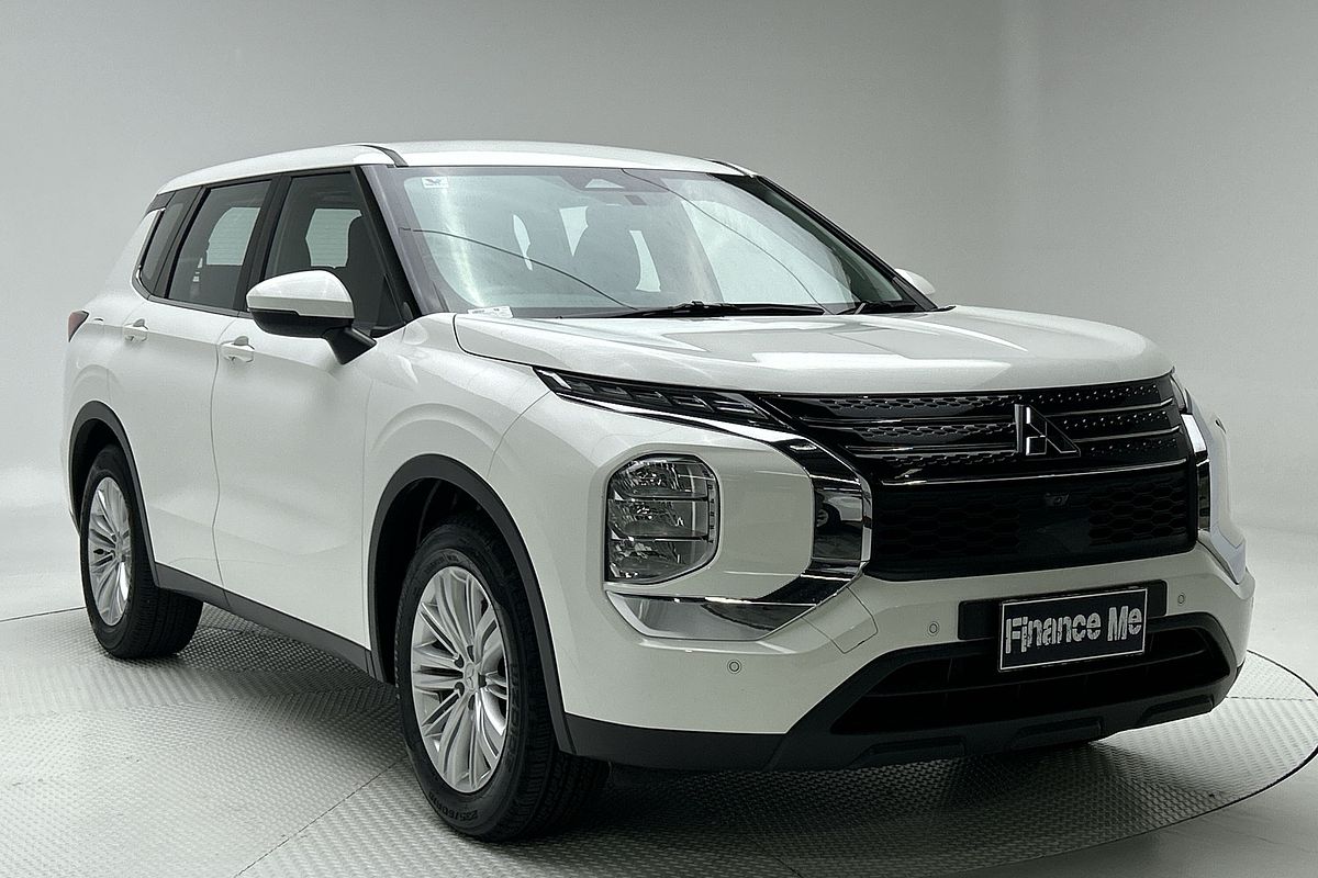 2023 Mitsubishi Outlander ES ZM