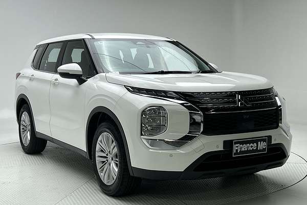 2023 Mitsubishi Outlander ES ZM