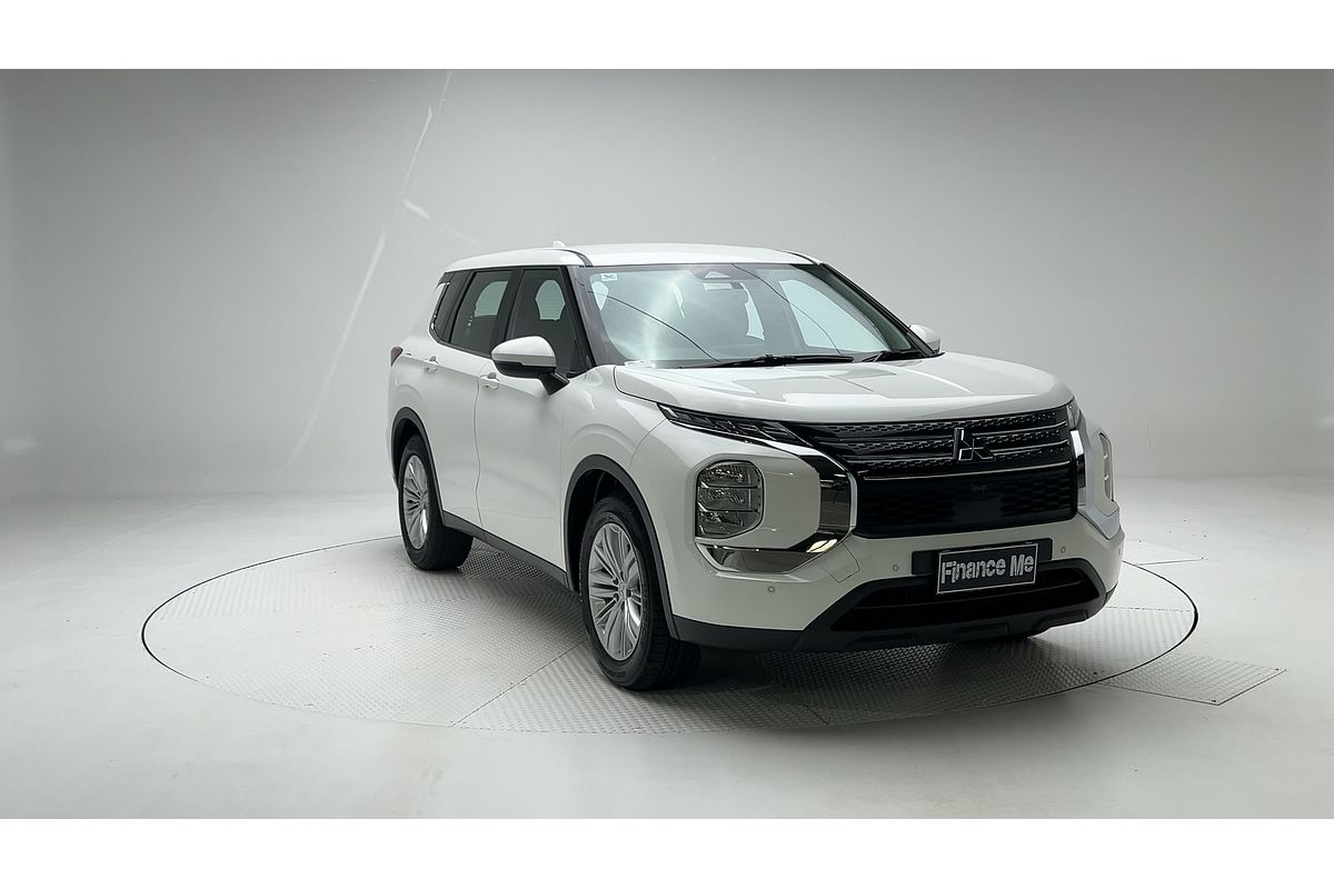 2023 Mitsubishi Outlander ES ZM