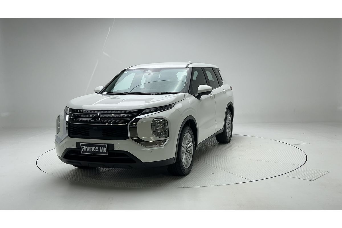 2023 Mitsubishi Outlander ES ZM