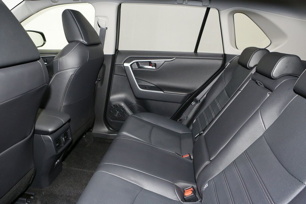 2024 Toyota RAV4 Cruiser AXAH52R