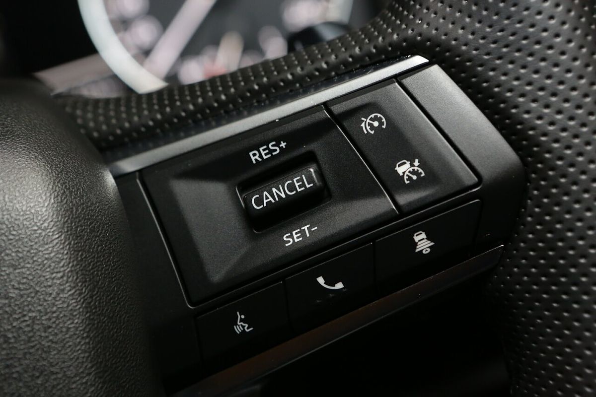 2024 Mitsubishi Outlander LS ZM