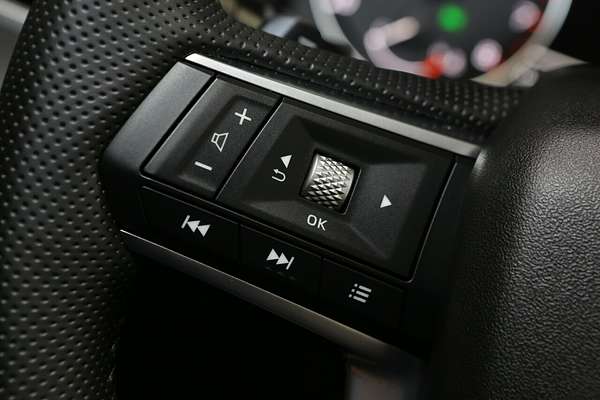 2024 Mitsubishi Outlander LS ZM