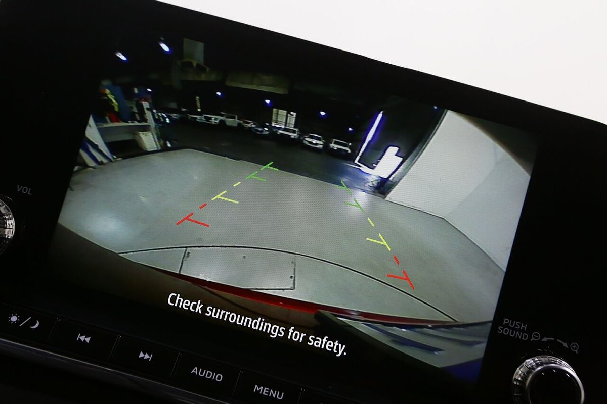 2024 Mitsubishi Outlander LS ZM