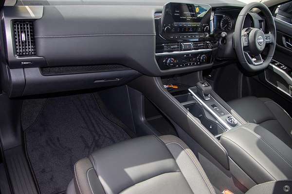 2025 Nissan Pathfinder Ti R53