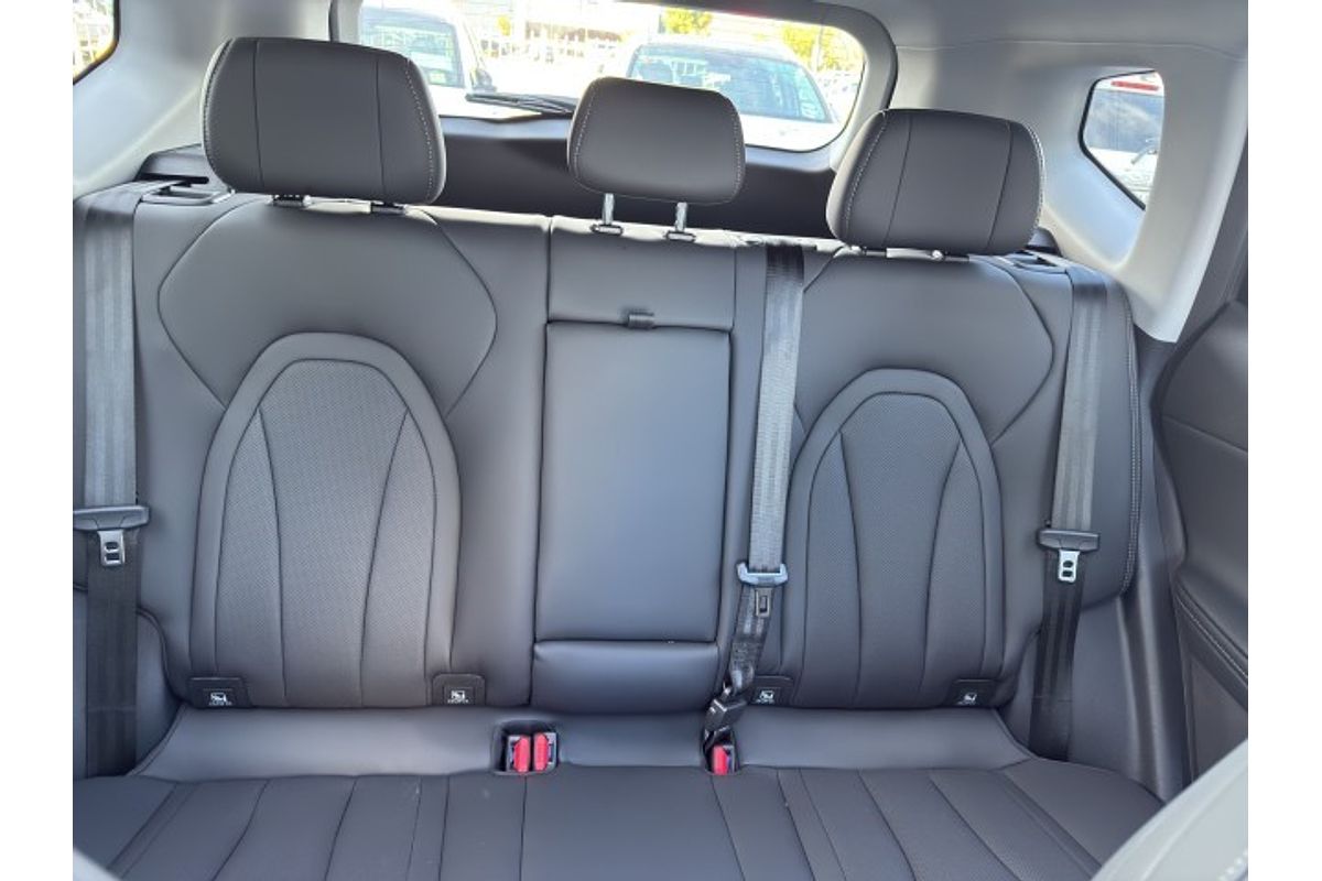 2025 Chery Tiggo 7 Pro ULTIMATE PHEV