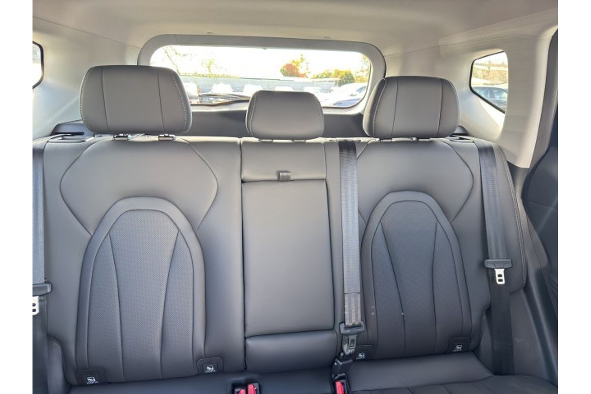 2025 Chery Tiggo 7 Pro ULTIMATE PHEV