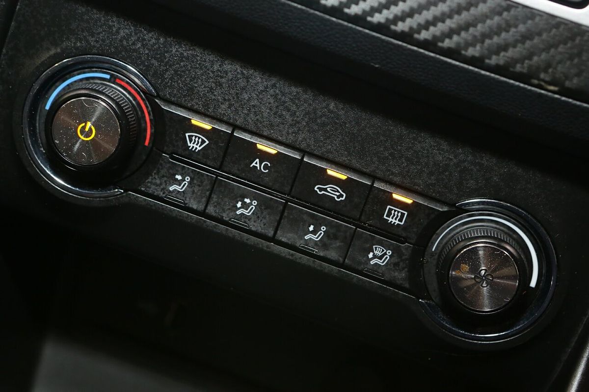 2024 MG ZS Excite AZS1