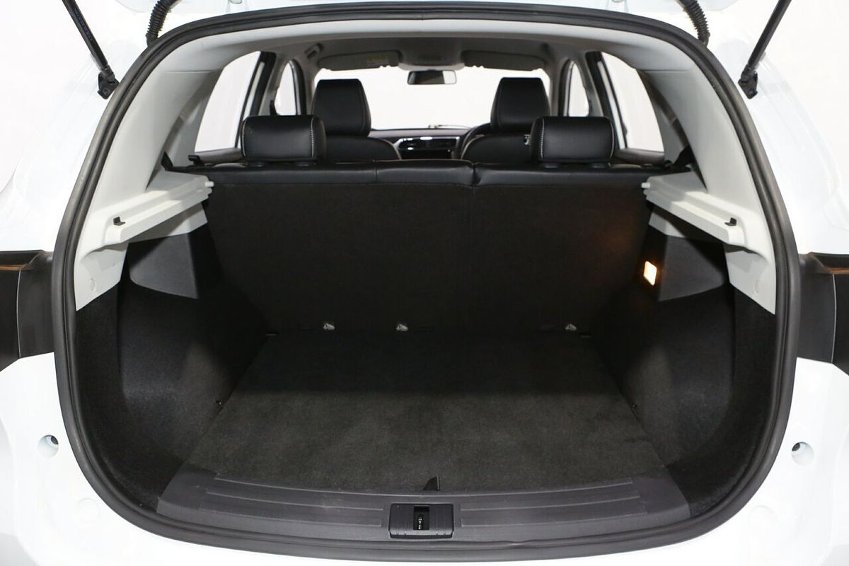 2024 MG ZS Excite AZS1