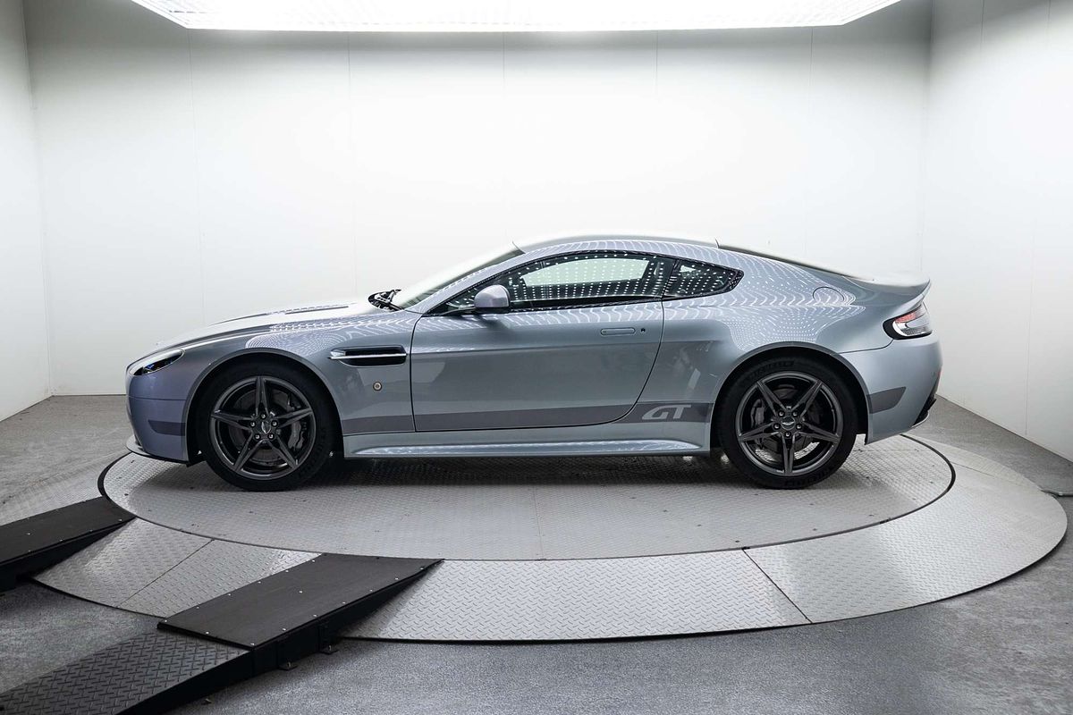 2016 Aston Martin V8 Vantage GT