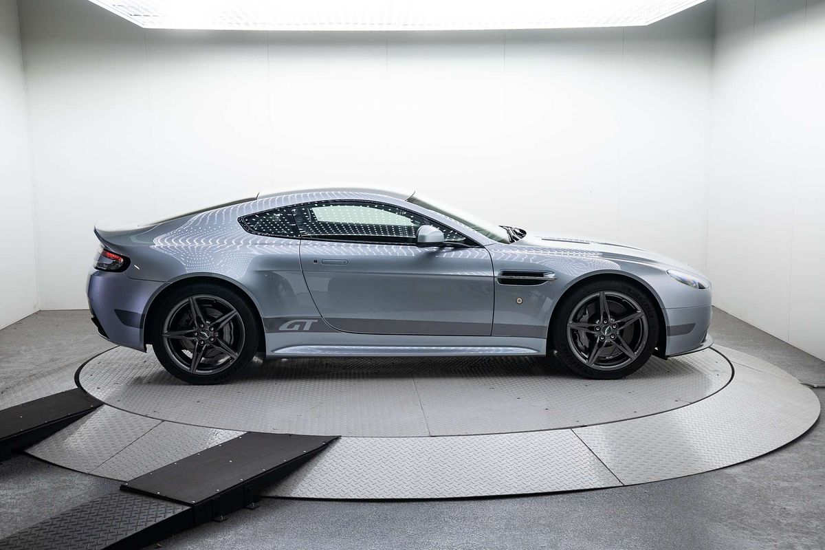 2016 Aston Martin V8 Vantage GT