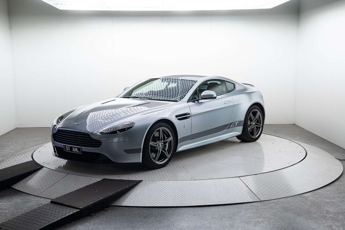 2016 Aston Martin V8 Vantage GT