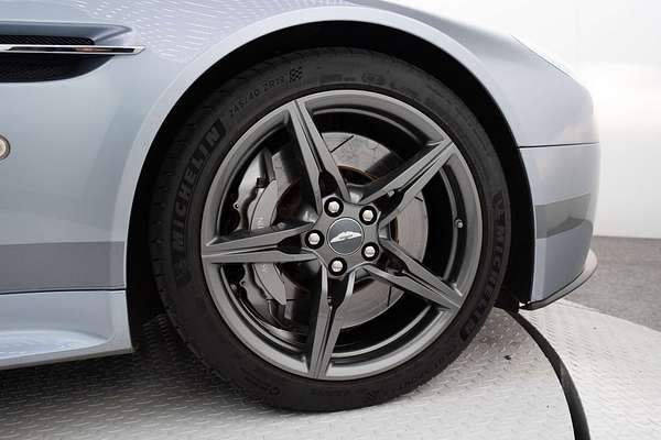 2016 Aston Martin V8 Vantage GT