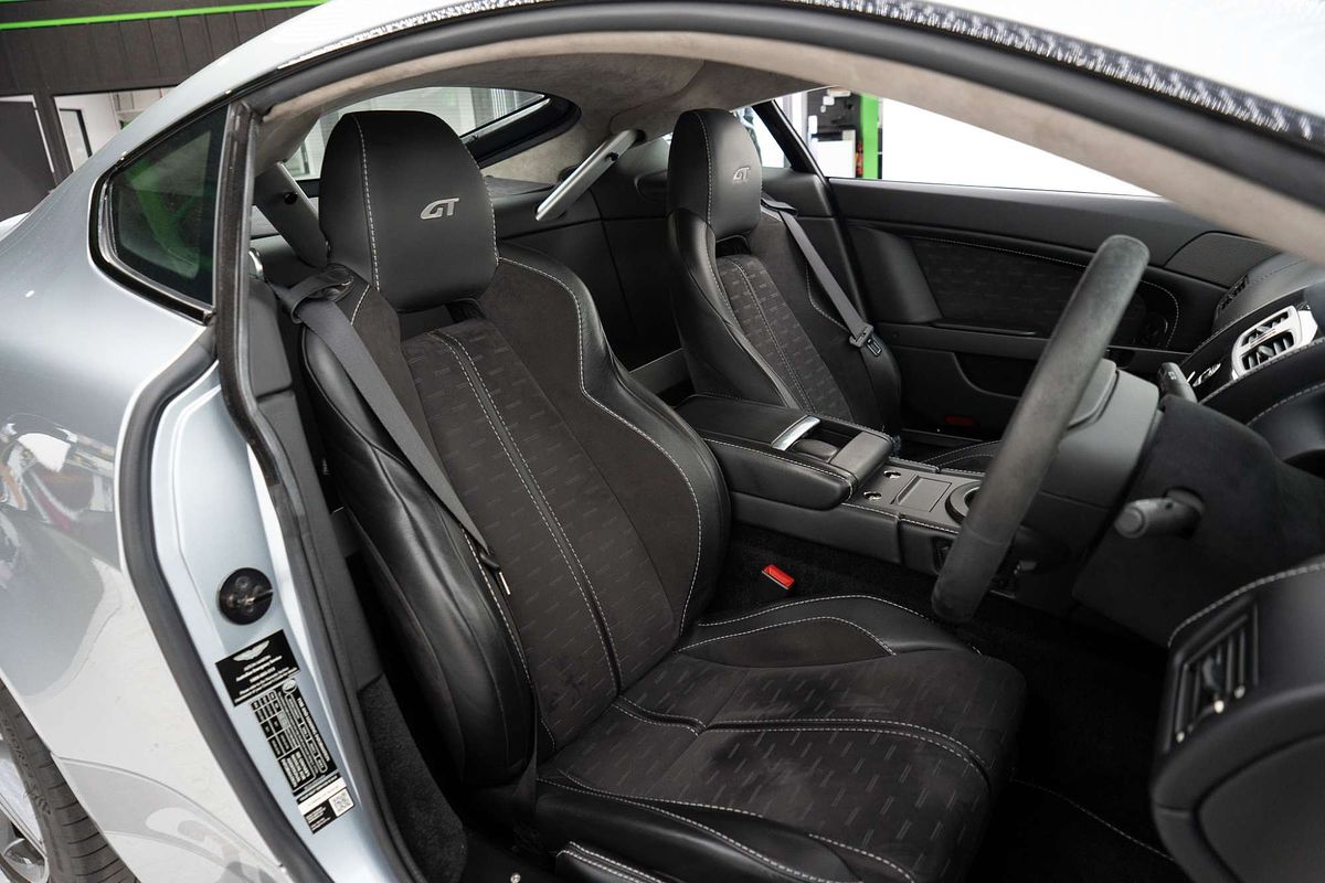 2016 Aston Martin V8 Vantage GT