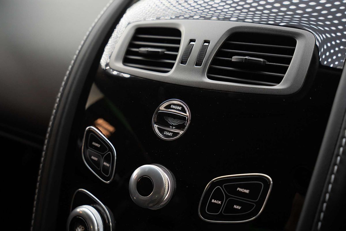 2016 Aston Martin V8 Vantage GT