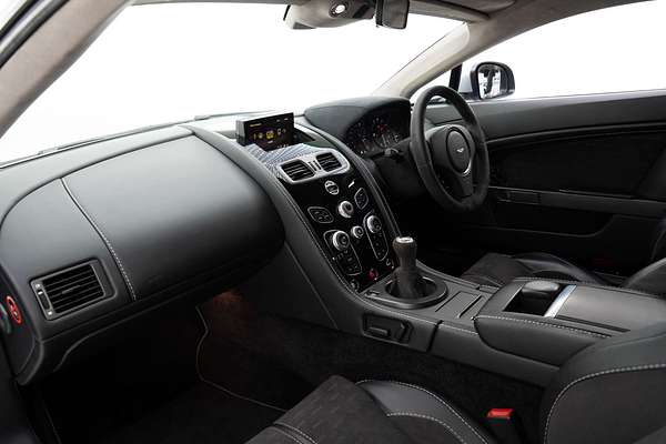 2016 Aston Martin V8 Vantage GT