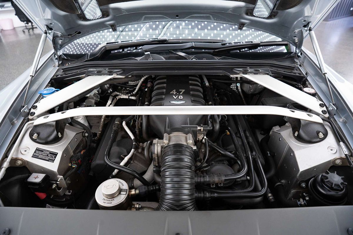 2016 Aston Martin V8 Vantage GT