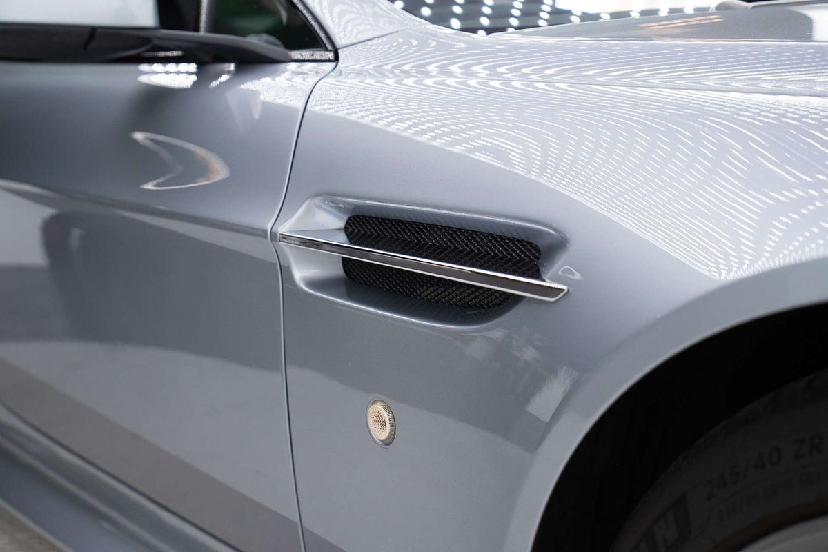 2016 Aston Martin V8 Vantage GT