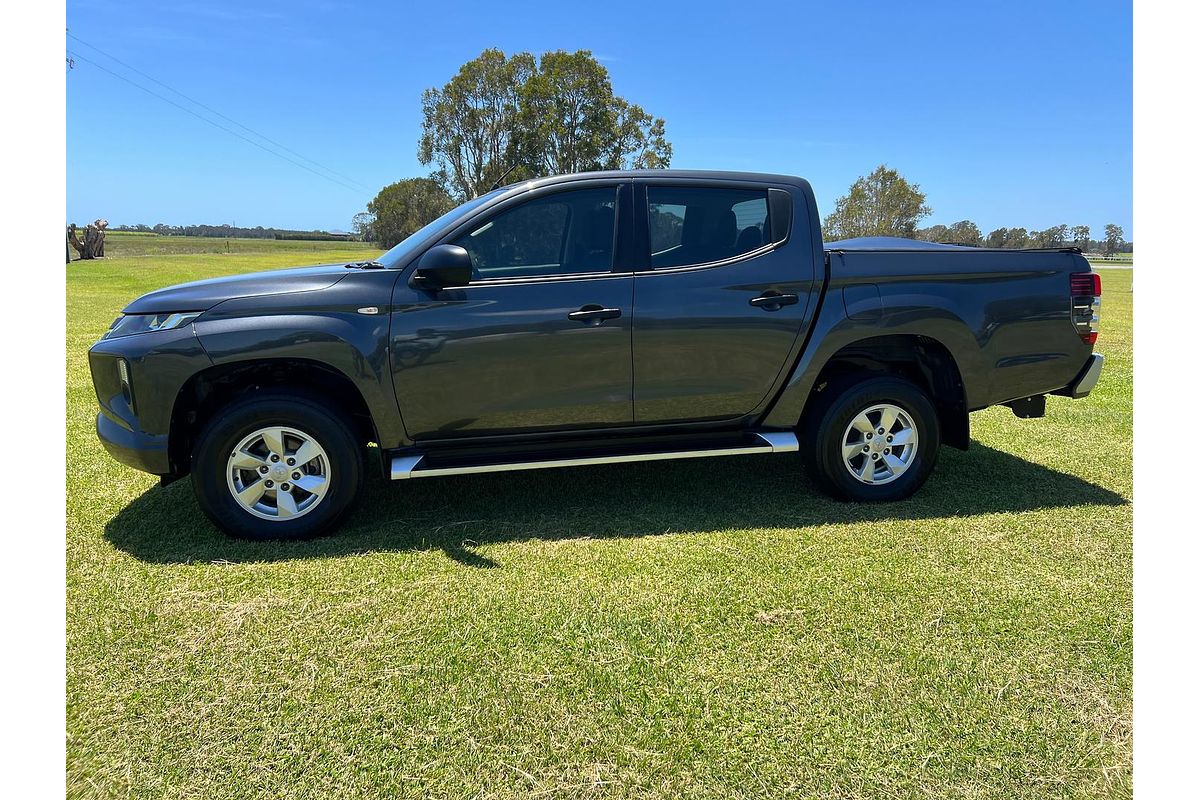 2019 Mitsubishi Triton GLX+ MR 4X4