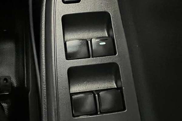 2019 Mitsubishi Triton GLX+ MR 4X4