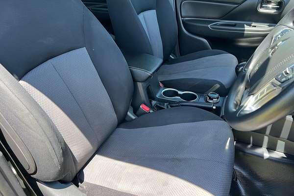 2019 Mitsubishi Triton GLX+ MR 4X4