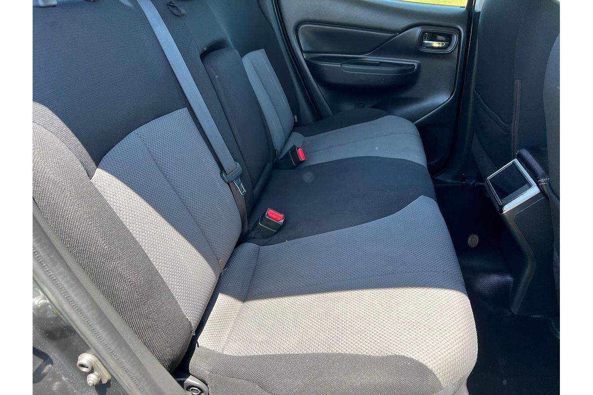 2019 Mitsubishi Triton GLX+ MR 4X4