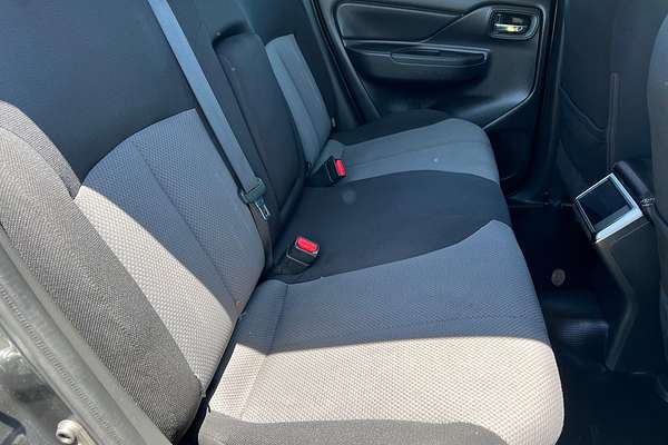 2019 Mitsubishi Triton GLX+ MR 4X4