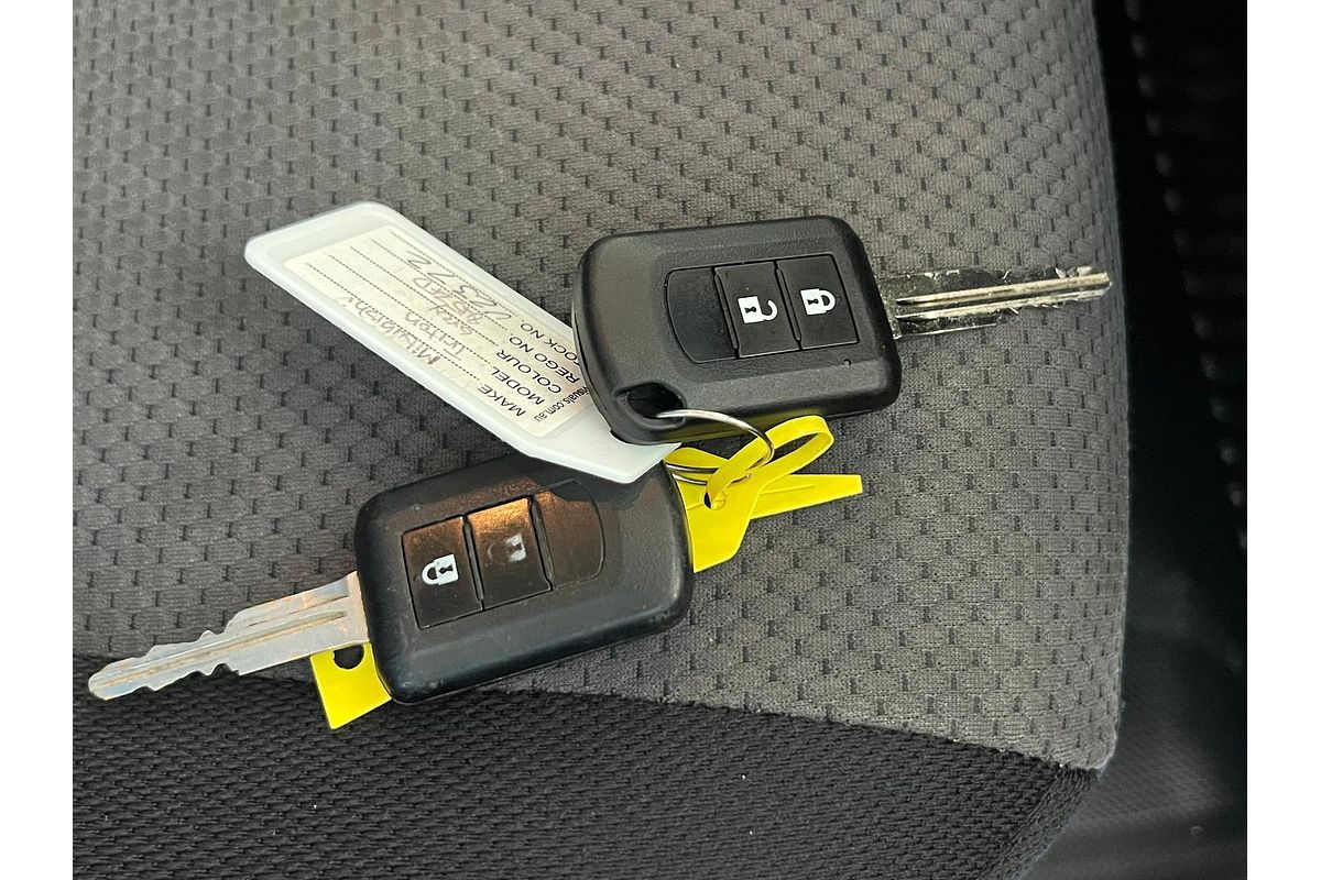 2019 Mitsubishi Triton GLX+ MR 4X4