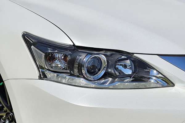 2018 Lexus CT CT200h Luxury ZWA10R