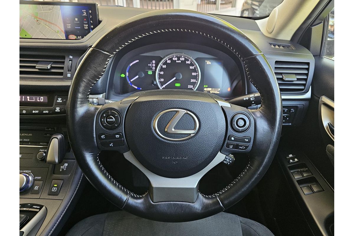 2018 Lexus CT CT200h Luxury ZWA10R