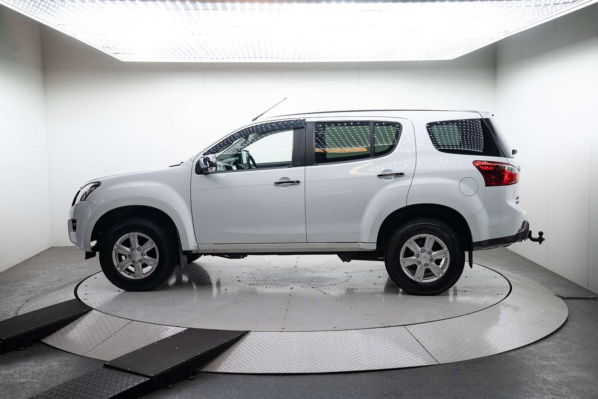 2013 Isuzu MU-X LS-U