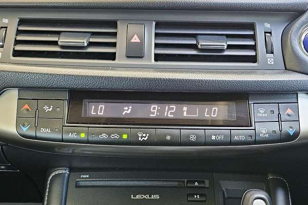 2018 Lexus CT CT200h Luxury ZWA10R