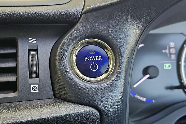 2018 Lexus CT CT200h Luxury ZWA10R