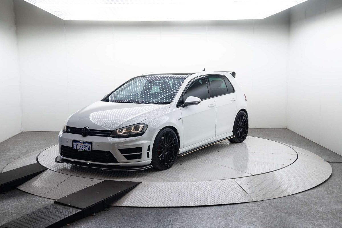 2014 Volkswagen Golf R 7