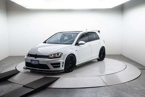 2014 Volkswagen Golf R 7