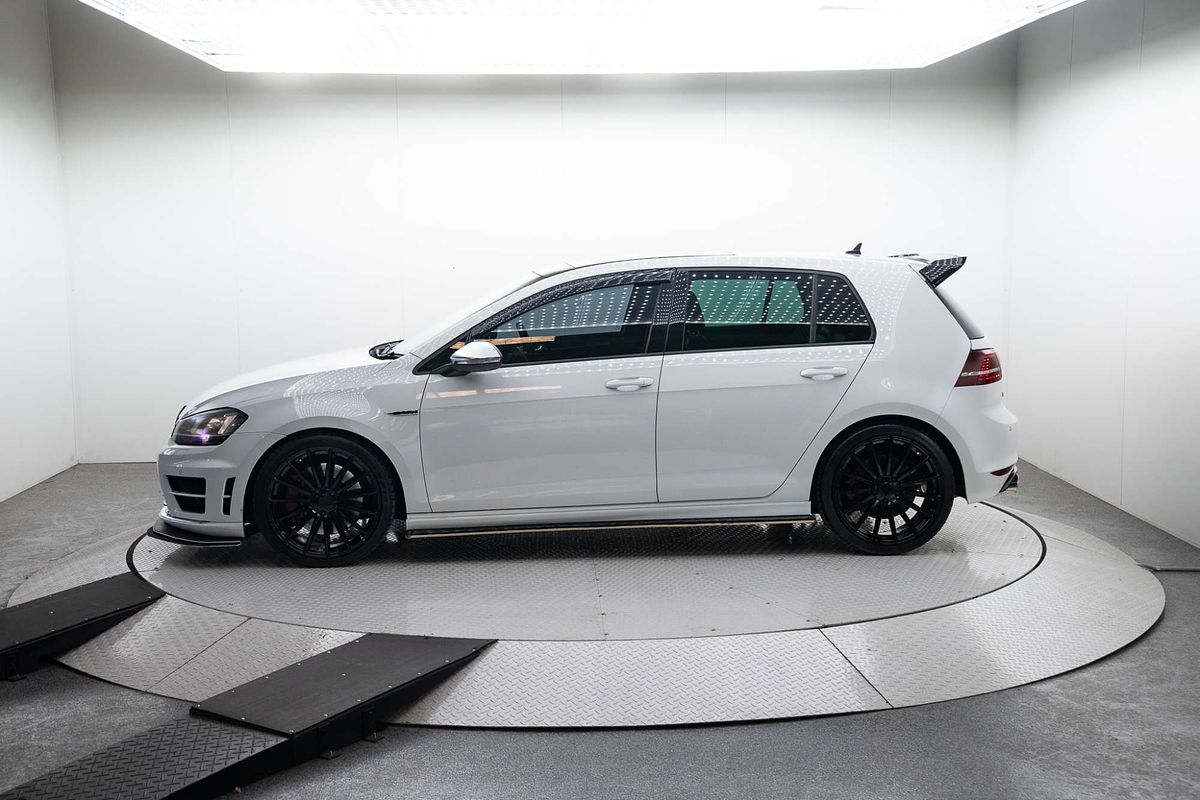 2014 Volkswagen Golf R 7