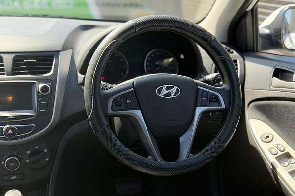 2017 Hyundai Accent Active RB4