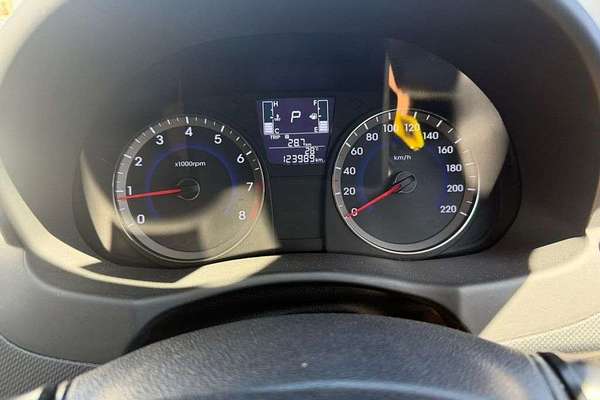 2017 Hyundai Accent Active RB4